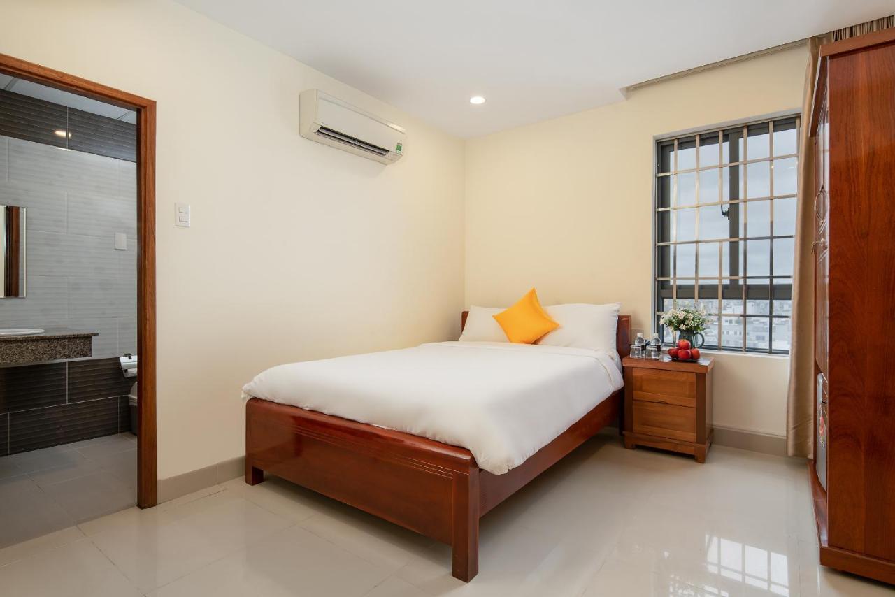 Lotus Rock 05 Hotel Da Nang Exterior photo
